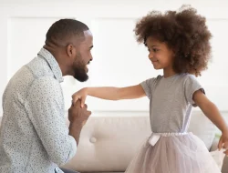 Peran Ayah dalam Tumbuh Kembang Mental Anak