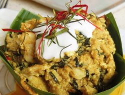 Amok Trey: Kelezatan Ikan Kukus Berbumbu Khas Kamboja yang Wajib Dicoba