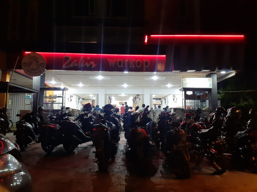 ngaji shubuh di warung kopi aceh