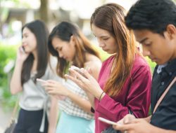 Netizen dan Etika Digital: Siapa yang Bertanggung Jawab?