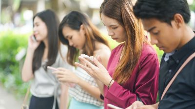 Netizen dan Etika Digital: Siapa yang Bertanggung Jawab?