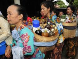 Mengenal Jamu Gendong di Pasar Legi Solo: Tradisi Minum Sehat Sejak Dini