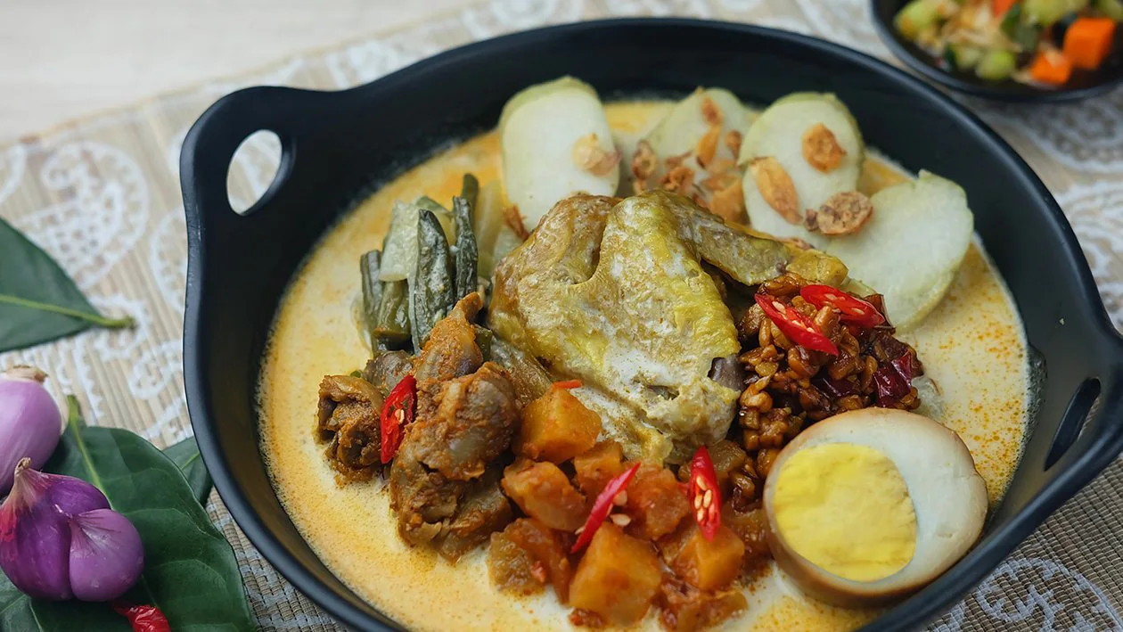 lontong cap gomeh