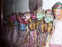 Pertunjukan Wayang Modern: Menyambut Masa Depan dalam Tradisi