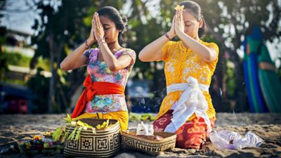 10 festival tradisional indonesia