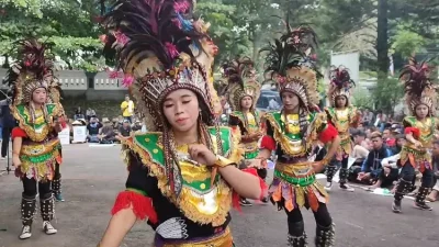 Menari Sebagai Bentuk Identitas dan Perlawanan