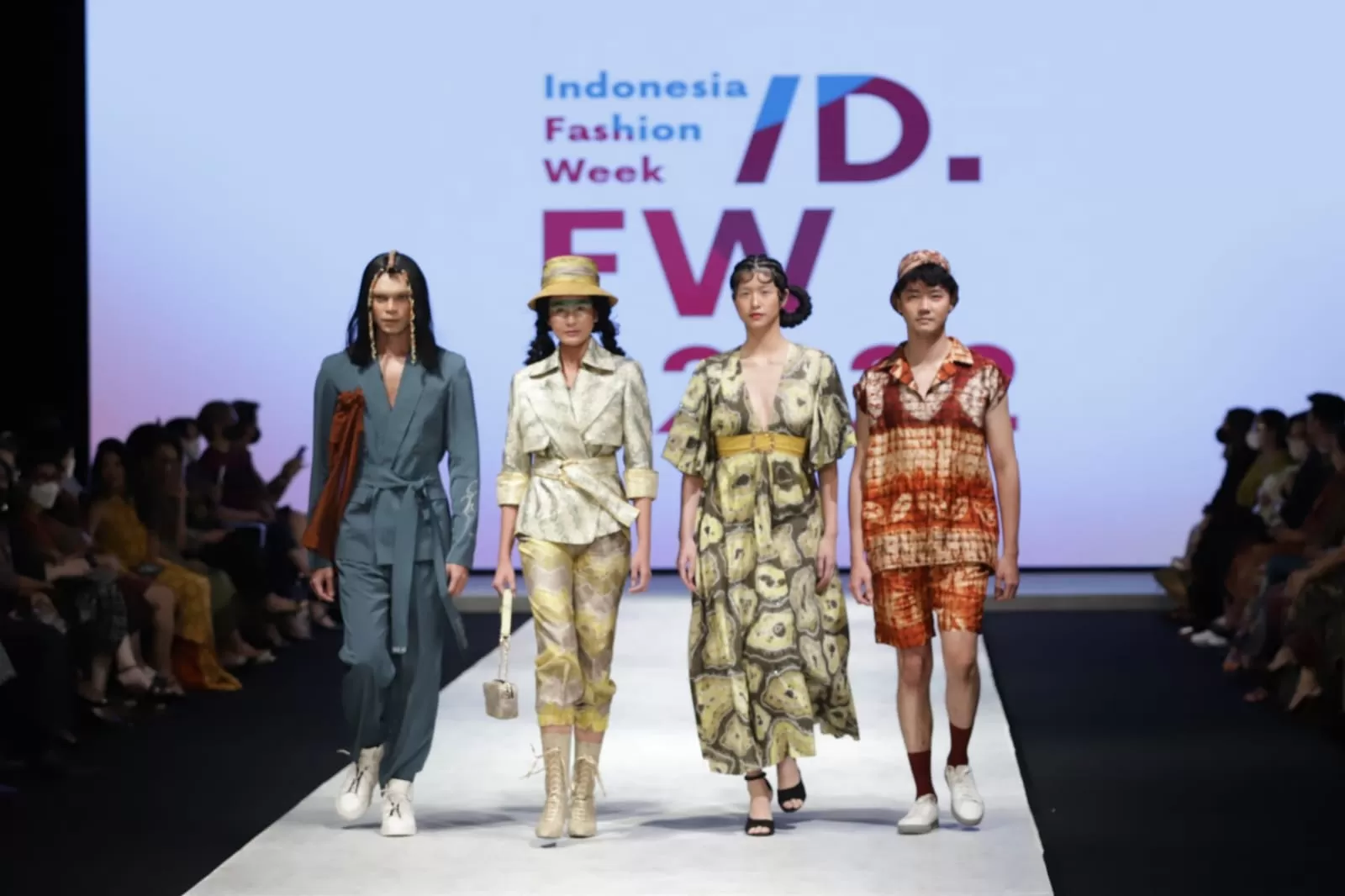 Tren Fashion Lokal yang Mendunia di 2025