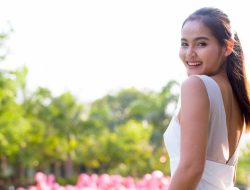 Hidup Sebagai Persona: Gaya yang Dihidupi Demi Algoritma