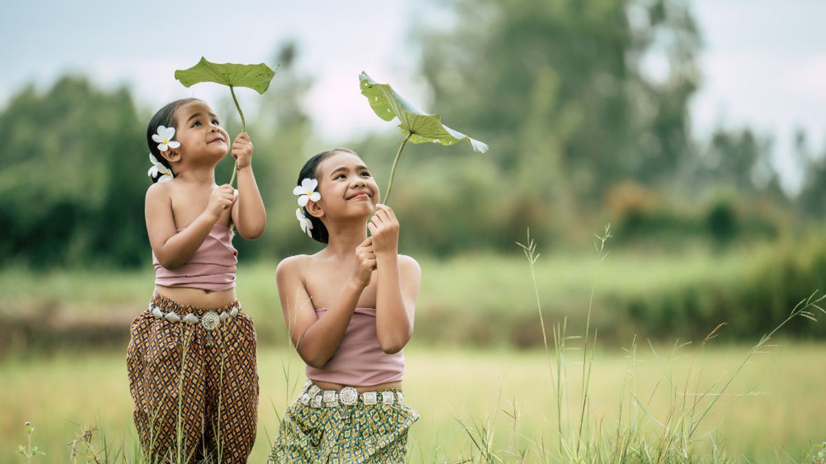 lagui anak yang mengandung pesan filosofis