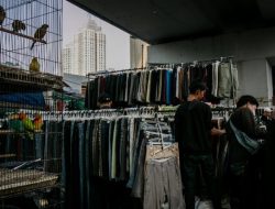 Fenomena Secondhand Fashion: Antara Gaya dan Keberlanjutan